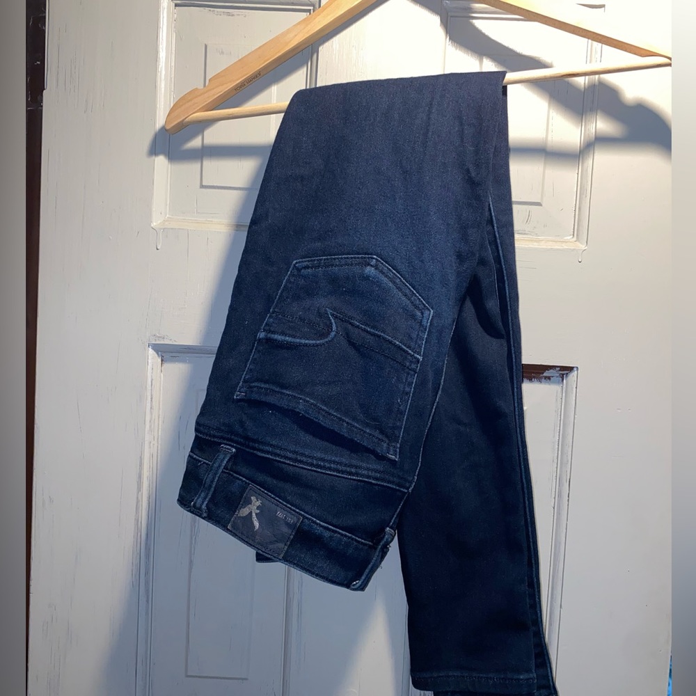 Dark wash high rise jegging